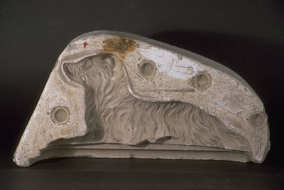'Dog' Mould